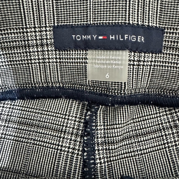 Tommy Hilfiger Women’s Ankle Plaid Gray Black Straight Pull on Pants Size 6 - Picture 9 of 10
